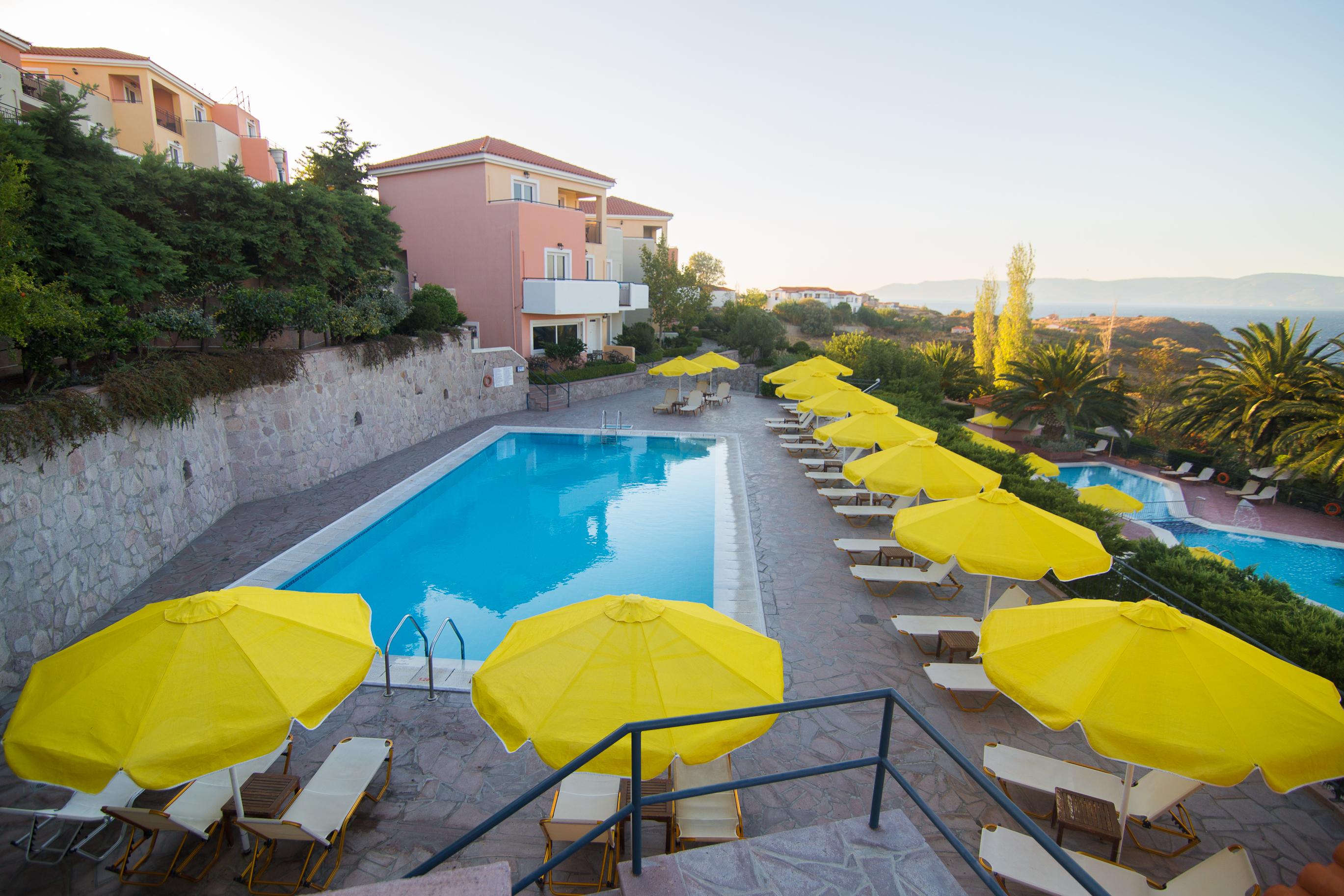 Sunrise Resort Hotel Mithimna Exterior foto
