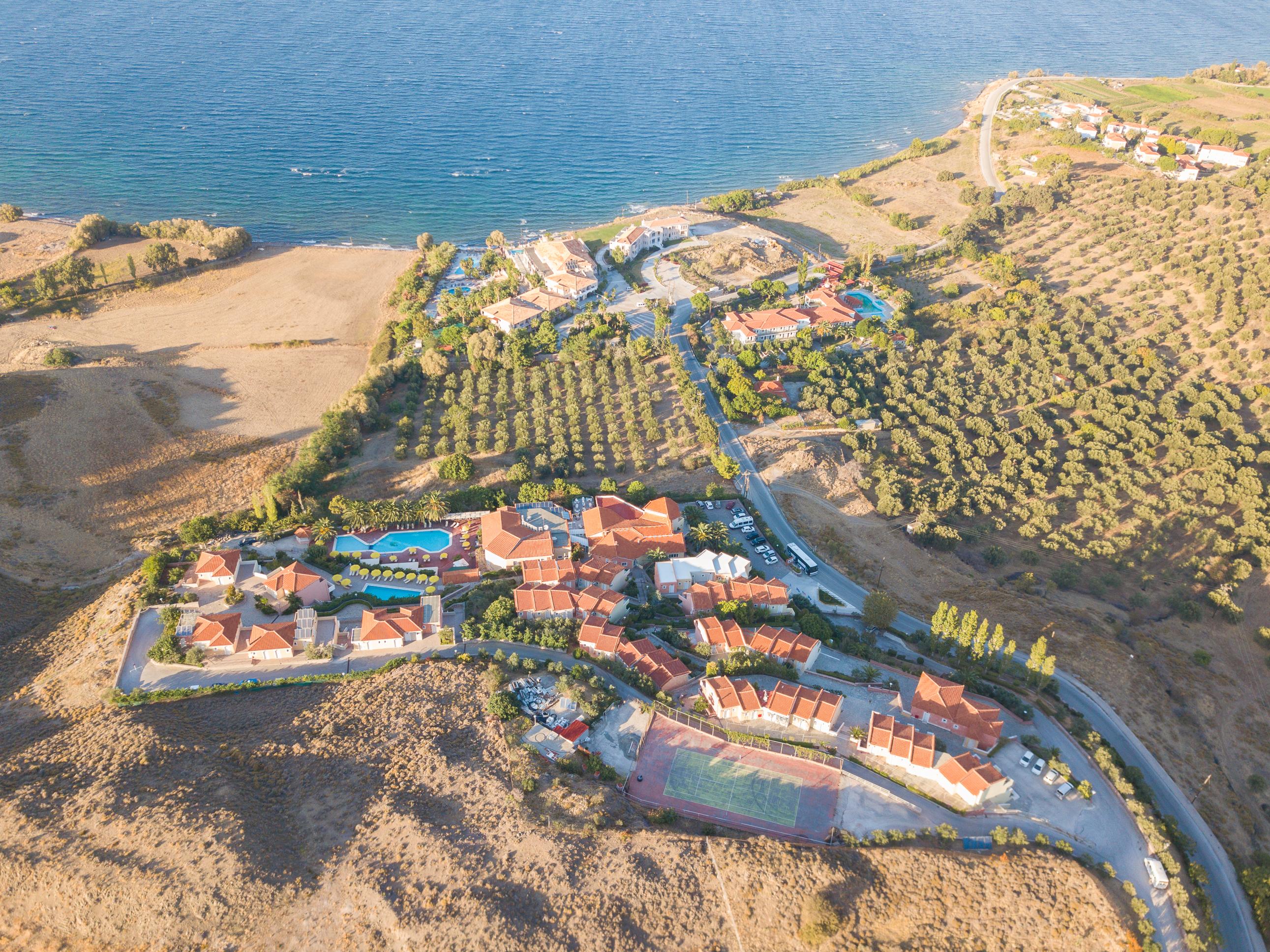 Sunrise Resort Hotel Mithimna Exterior foto